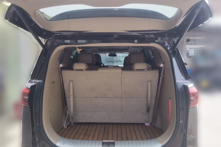 Used Buick GL8 2021 ES Land Cruiser 653T Luxury Edition Trunk