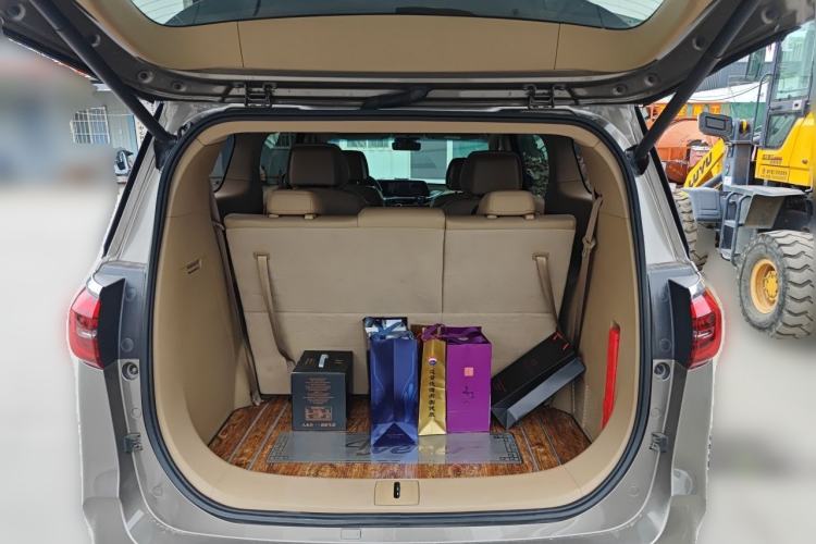Used Buick GL8 2021 ES Landtrek 653T Luxury Model Trunk