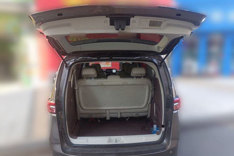 Used Buick GL8 2021 Land Cruiser Executive Class 652T Luxury Model Trunk