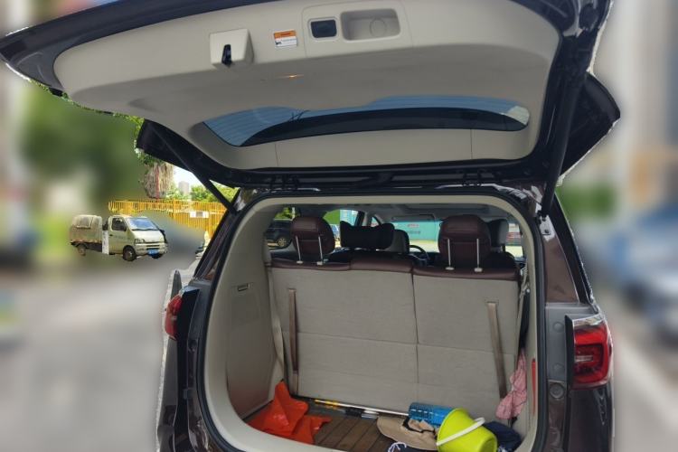 Used Buick GL8 2021 ES Landtrek 653T Comfort Edition Trunk