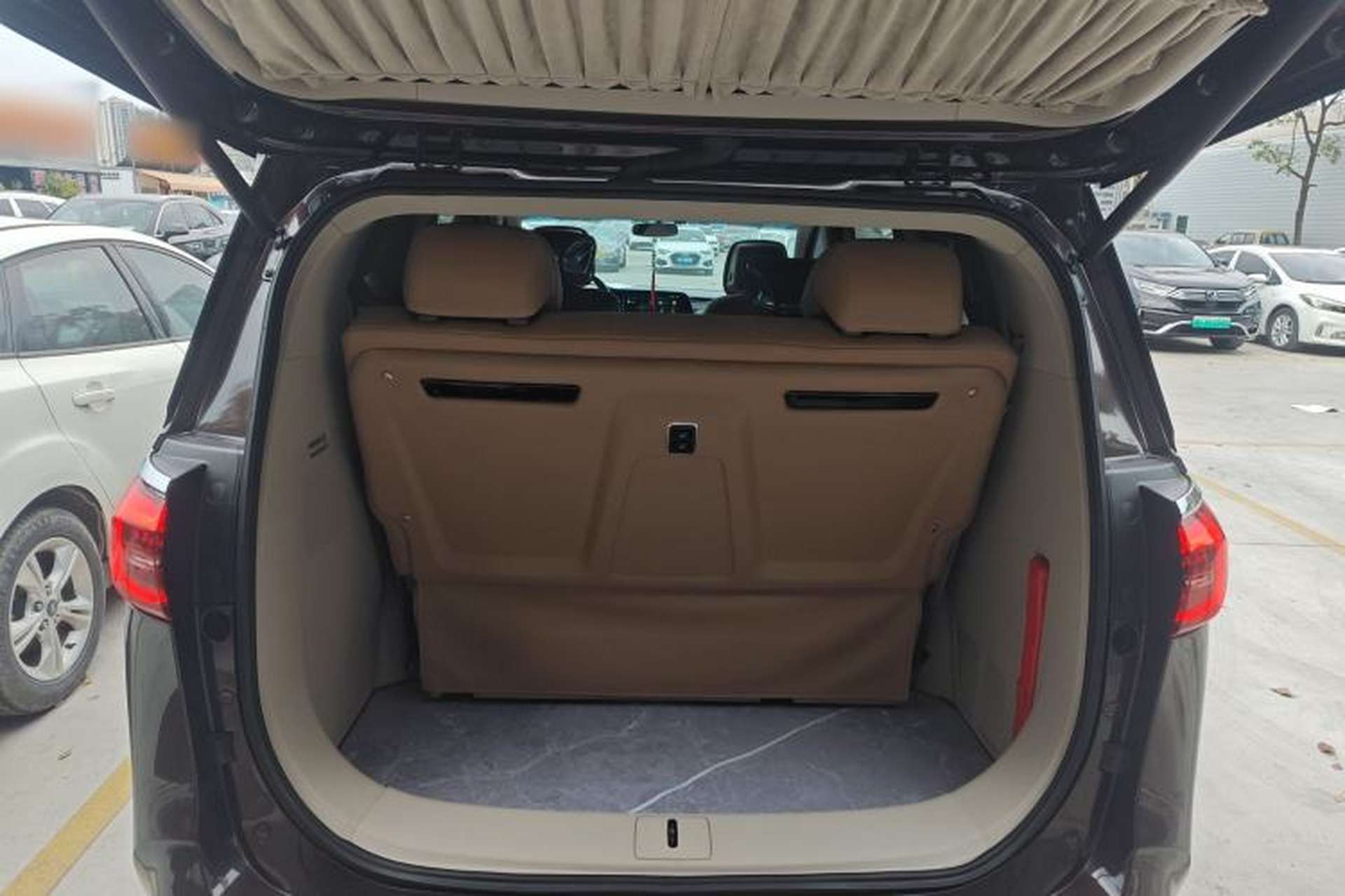 Used Buick GL8 2021 ES Landtrek 653T Comfort Edition Trunk
