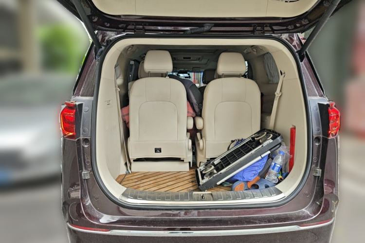 Used Buick GL8 2021 Avenir Aivia Six-Seat Luxury Edition Trunk