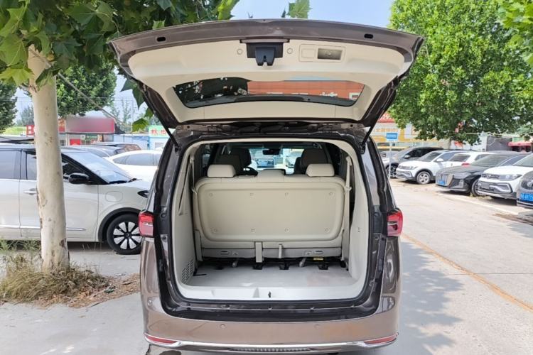 Used Buick GL8 2021 Land Cruiser Executive Class 652T Smart Luxury Model Trunk