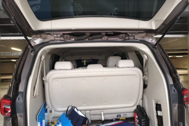 Used Buick GL8 2021 Land Cruiser Executive Class 652T Luxury Model Trunk
