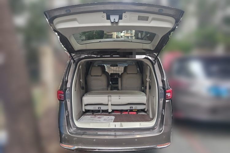 Used Buick GL8 2021 Land Cruiser Executive Class 652T Luxury Model Trunk