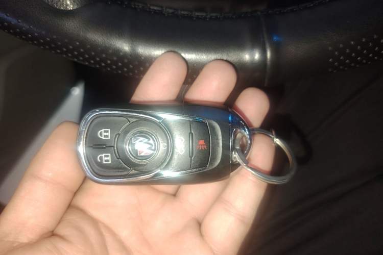 Used Buick GL8 2021 Land Cruiser Executive Class 652T Luxury Model Vehicle Key