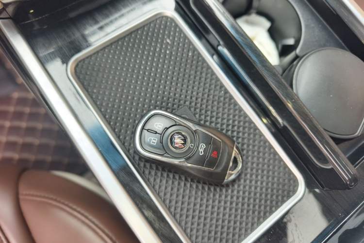 Used Buick GL8 2021 ES Landtrek 653T Comfort Edition Vehicle Key
