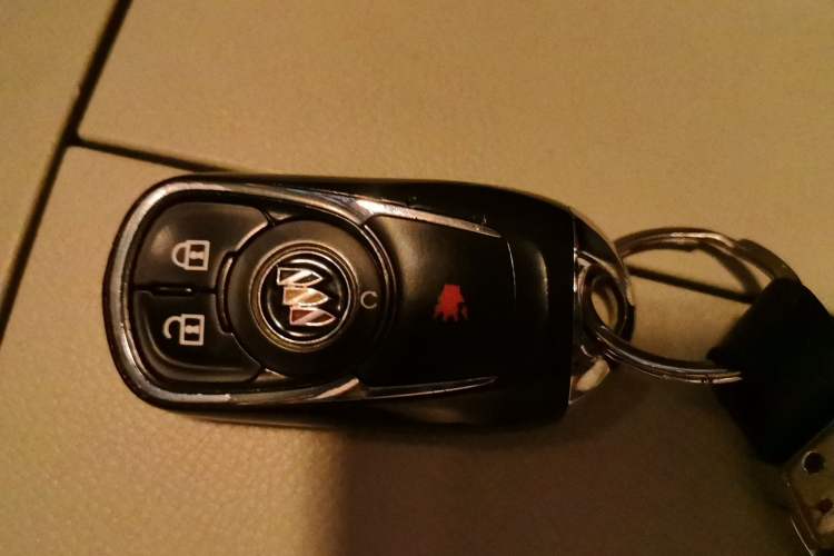 Used Buick GL8 2021 Land Cruiser Executive Class 652T Comfort Model Vehicle Key