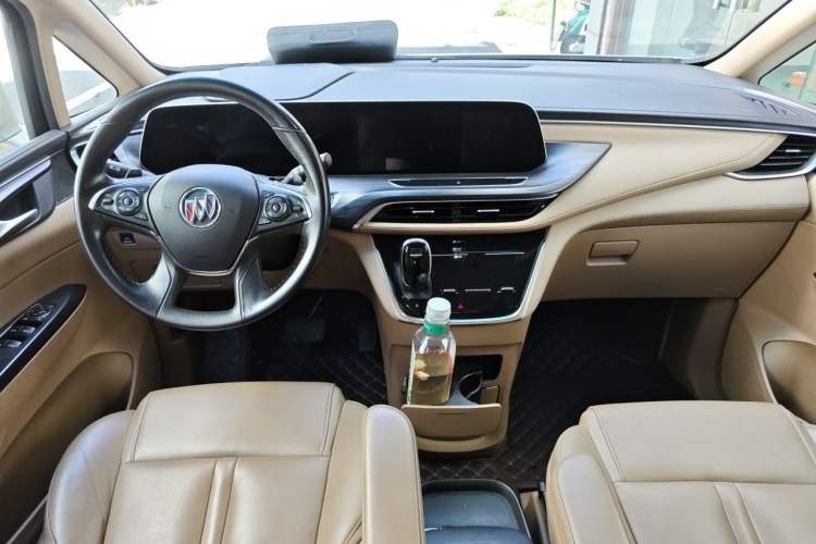 Used Buick GL8 2021 ES Land Cruiser 653T Luxury Edition Center Console