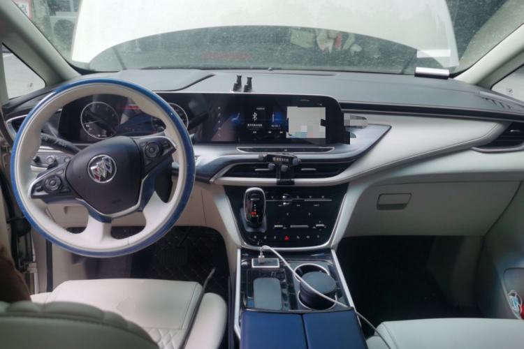 Used Buick GL8 2021 ES Land Cruiser 653T Luxury Edition Center Console