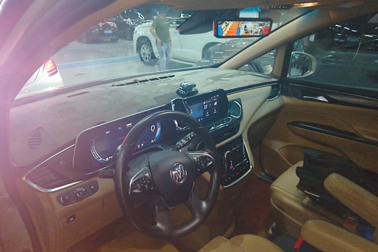 Used Buick GL8 2021 ES Land Cruiser 653T Luxury Edition Center Console