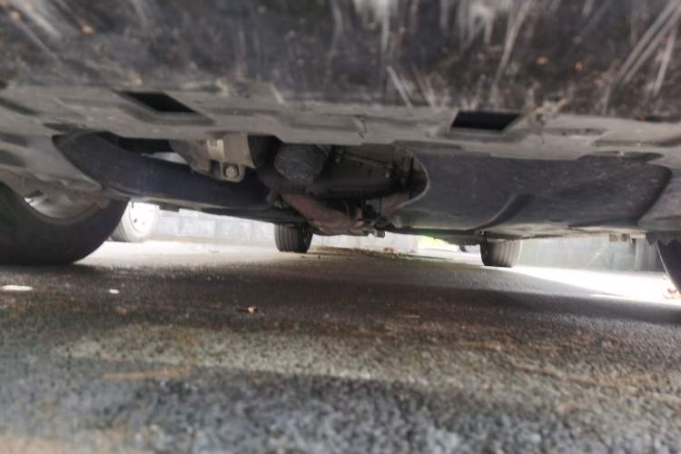 Used Buick GL8 2021 ES Land Cruiser 653T Luxury Edition Chassis Front