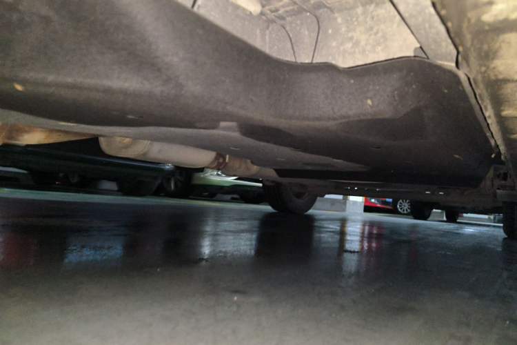Used Buick GL8 2021 Land Cruiser Executive 652T Premium Model Chassis Front Left