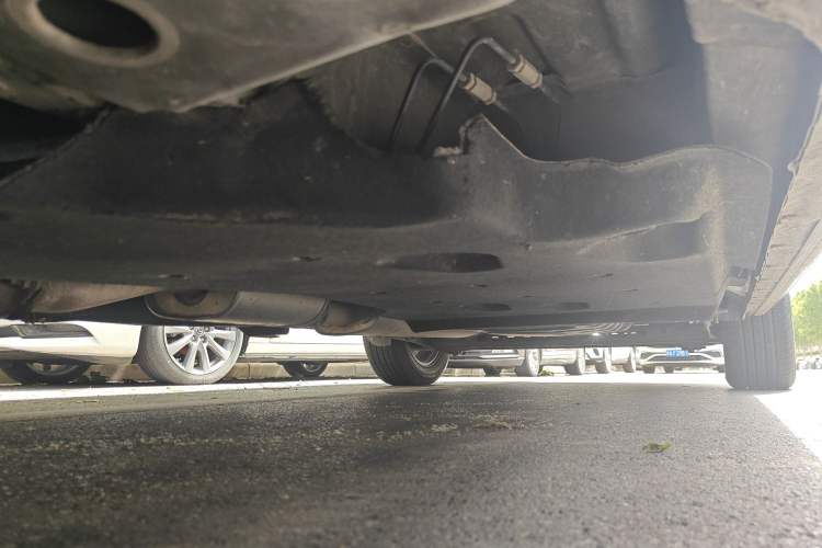 Used Buick GL8 2021 Land Cruiser Executive 652T Premium Model Chassis Front Left