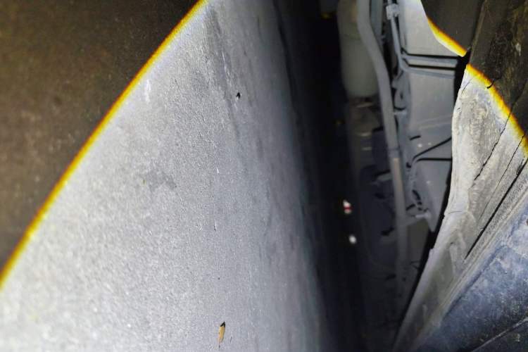 Used Buick GL8 2021 Land Cruiser Executive Class 652T Comfort Model Chassis Front Left
