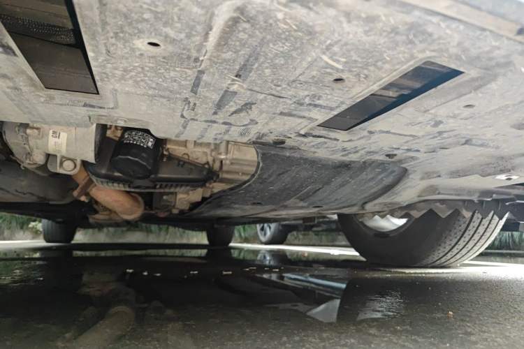 Used Buick GL8 2021 ES Landtrek 653T Comfort Edition Chassis Front