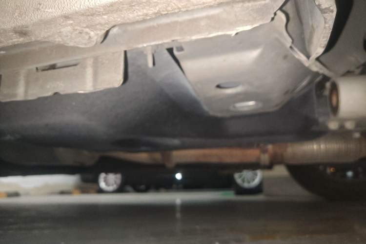 Used Buick GL8 2021 ES Landtrek 653T Comfort Edition Chassis Front Right