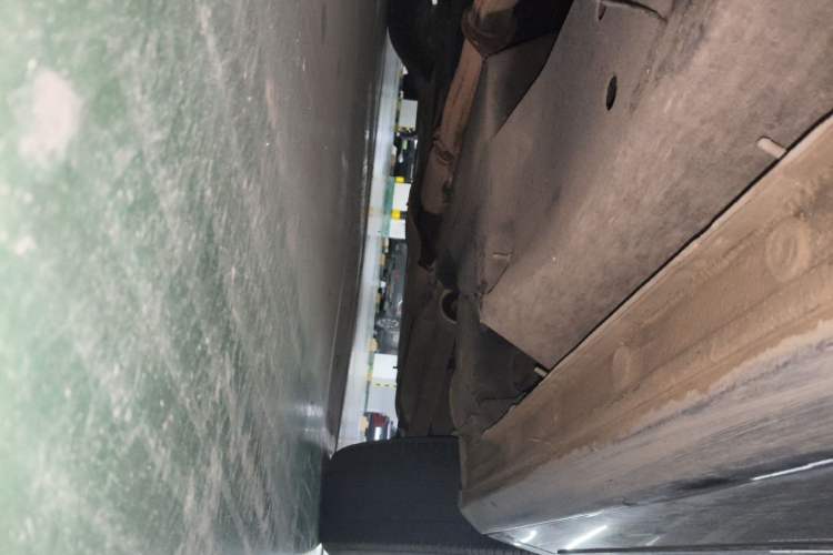 Used Buick GL8 2021 Land Cruiser Executive Class 652T Smart Luxury Model Chassis Front Right