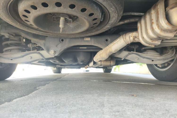Used Buick GL8 2021 ES Land Cruiser 653T Luxury Edition Chassis Rear