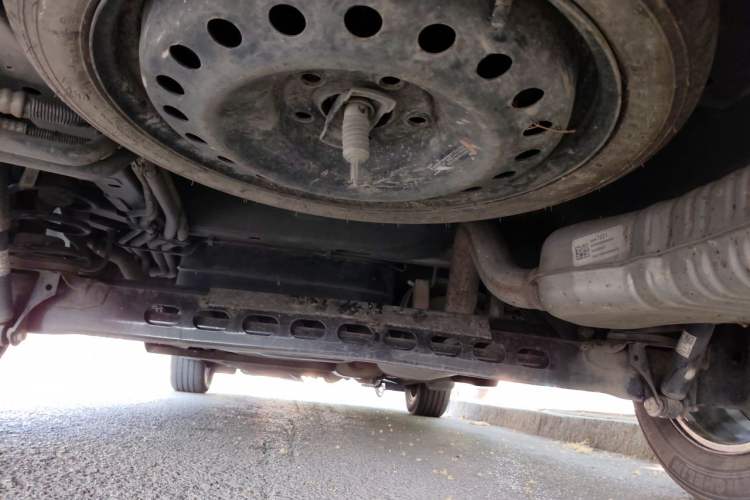 Used Buick GL8 2021 Land Cruiser Executive Class 652T Luxury Model Chassis Rear