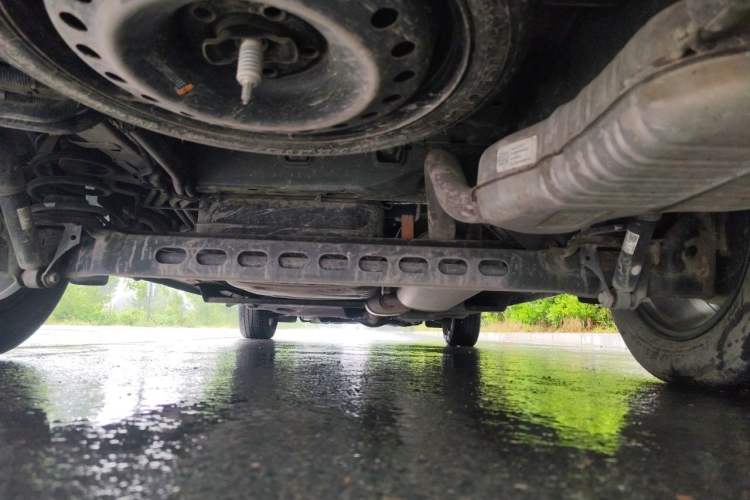 Used Buick GL8 2021 Land Cruiser Executive Class 652T Luxury Model Chassis Rear