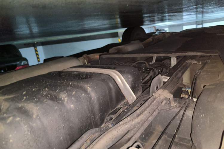 Used Buick GL8 2021 Land Cruiser Executive 652T Premium Model Chassis Rear Left