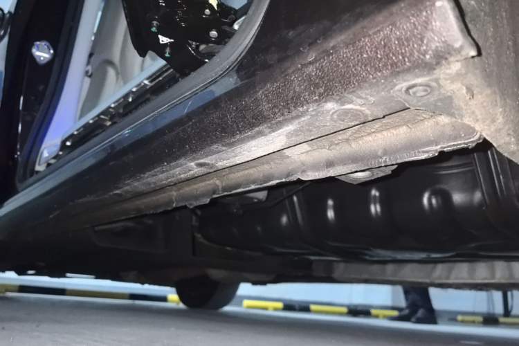 Used Buick GL8 2021 ES Landtrek 653T Comfort Edition Chassis Rear Left