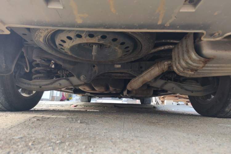 Used Buick GL8 2021 ES Land Cruiser 653T Luxury Edition Chassis Rear