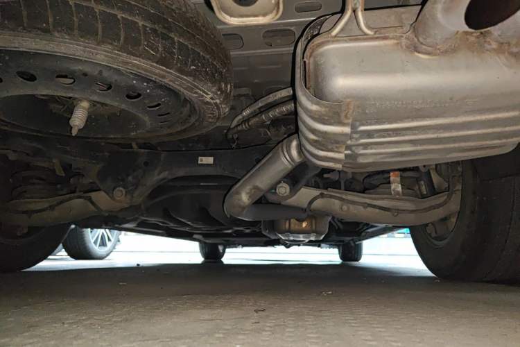 Used Buick GL8 2021 ES Landtrek 653T Comfort Edition Chassis Rear