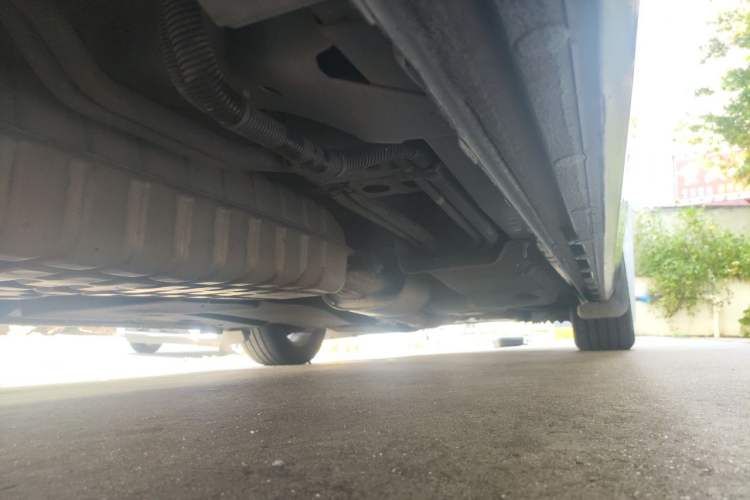 Used Buick GL8 2021 ES Land Cruiser 653T Luxury Edition Chassis Rear Right
