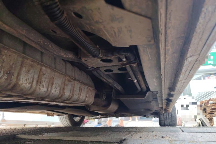 Used Buick GL8 2021 ES Land Cruiser 653T Luxury Edition Chassis Rear Right