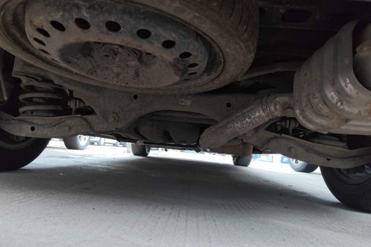 Used Buick GL8 2021 ES Land Cruiser 653T Luxury Edition Chassis Rear