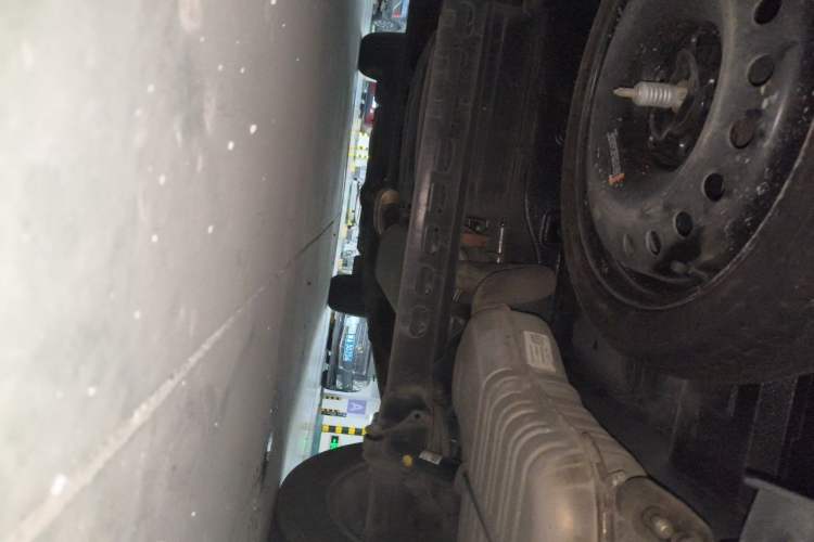 Used Buick GL8 2021 Land Cruiser Executive Class 652T Smart Luxury Model Chassis Rear