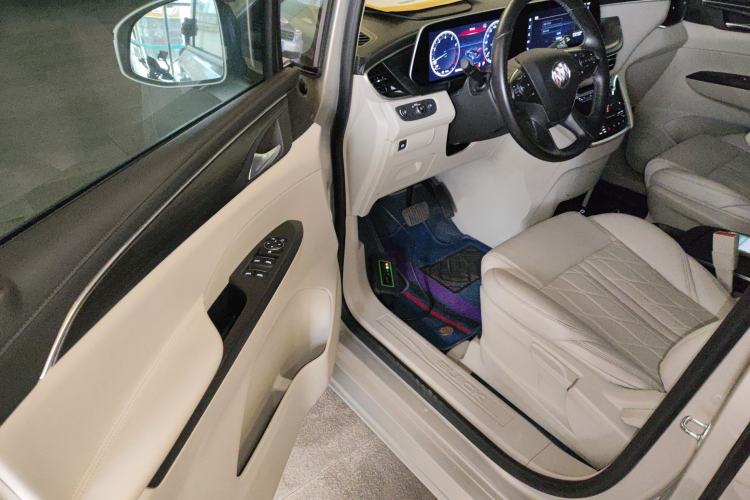 Used Buick GL8 2021 ES Landtrek 653T Comfort Edition Driver Seat