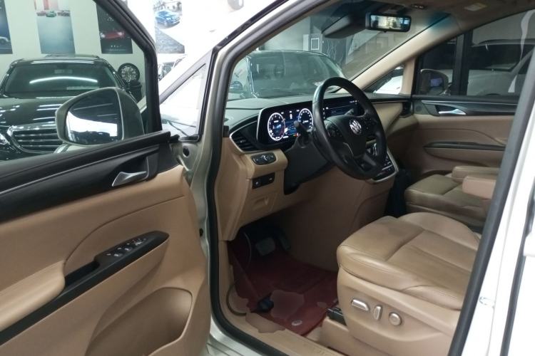 Used Buick GL8 2021 ES Land Cruiser 653T Luxury Edition Driver Seat