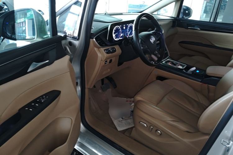 Used Buick GL8 2021 ES Land Cruiser 653T Luxury Edition Driver Seat
