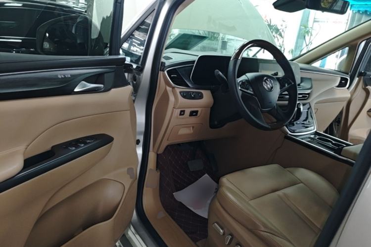 Used Buick GL8 2021 ES Land Cruiser 653T Luxury Edition Driver Seat