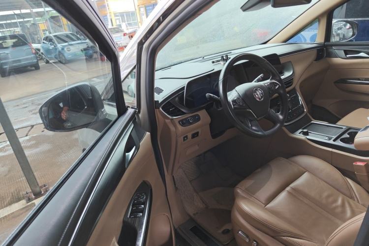 Used Buick GL8 2021 ES Land Cruiser 653T Luxury Edition Driver Seat