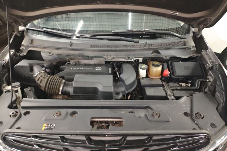 Used Buick GL8 2021 Land Cruiser Executive 652T Premium Model Engine Bay