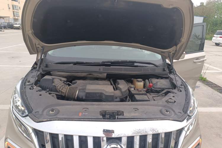 Used Buick GL8 2021 ES Land Cruiser 653T Luxury Edition Engine Bay