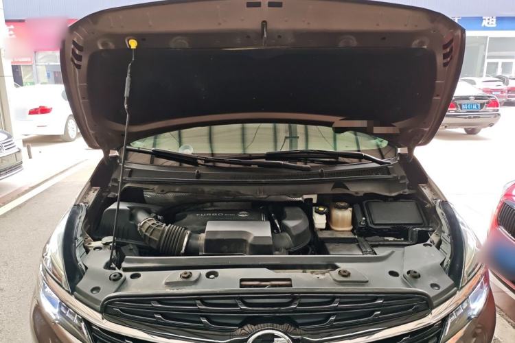 Used Buick GL8 2021 Land Cruiser Executive Class 652T Comfort Model Engine Bay