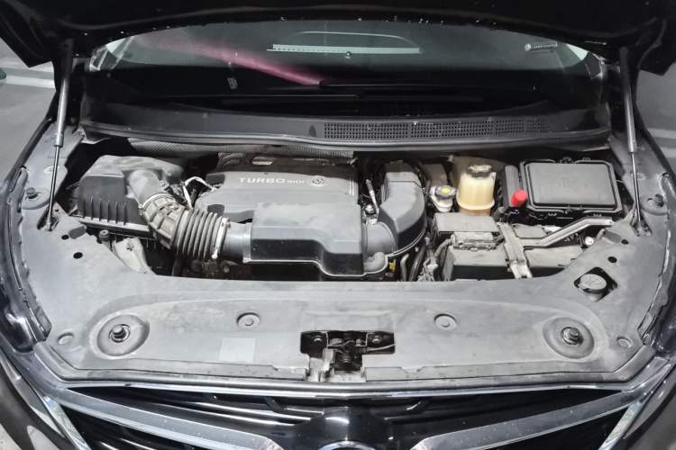 Used Buick GL8 2021 ES Landtrek 653T Comfort Edition Engine Bay