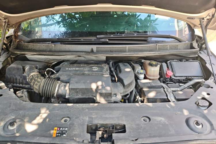 Used Buick GL8 2021 ES Landtrek 653T Comfort Edition Engine Bay