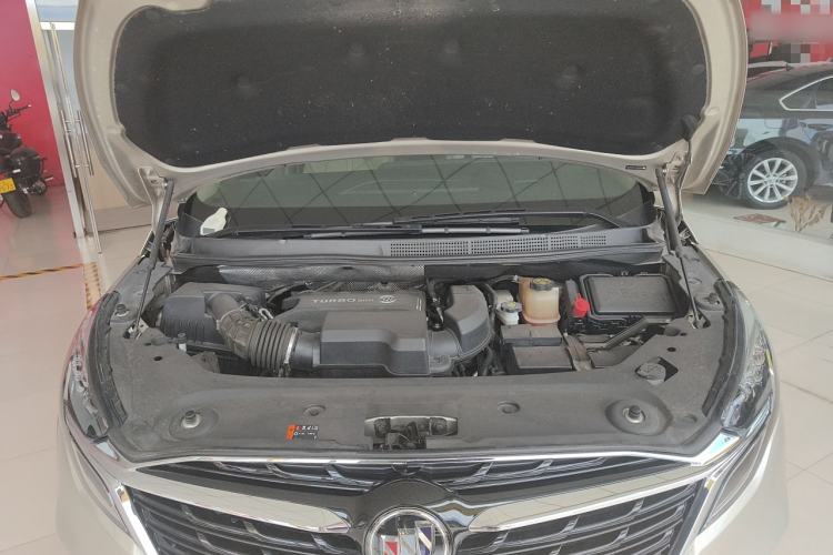Used Buick GL8 2021 ES Landtrek 653T Luxury Model Engine Bay