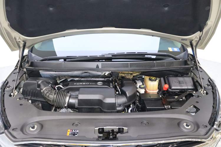 Used Buick GL8 2021 ES Land Cruiser 653T Luxury Edition Engine Bay