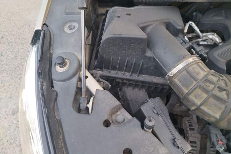 Used Buick GL8 2021 ES Land Cruiser 653T Flagship Model Engine Bay Right