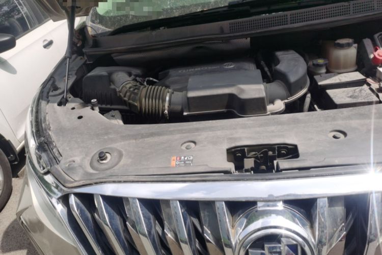 Used Buick GL8 2021 ES Land Cruiser 653T Luxury Edition Engine Bay Right
