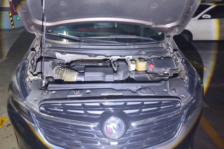 Used Buick GL8 2021 Land Cruiser Executive Class 652T Comfort Model Engine Bay