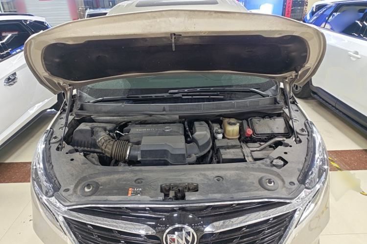 Used Buick GL8 2021 ES Landtrek 653T Comfort Edition Engine Bay