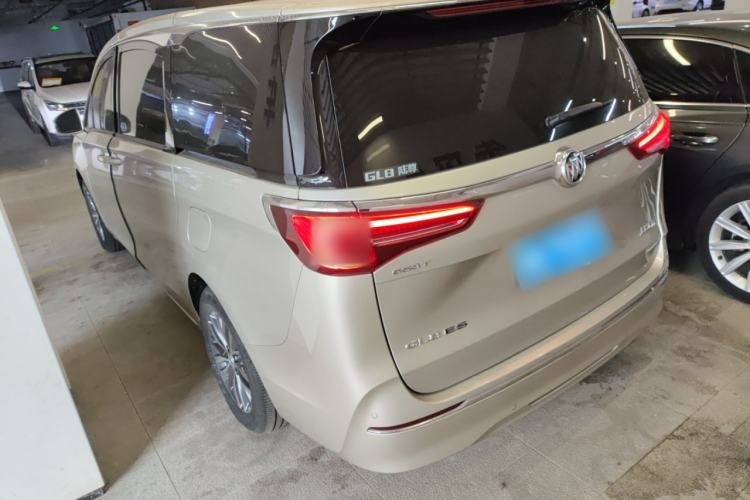 Used Buick GL8 2021 ES Landtrek 653T Comfort Edition Exterior 2